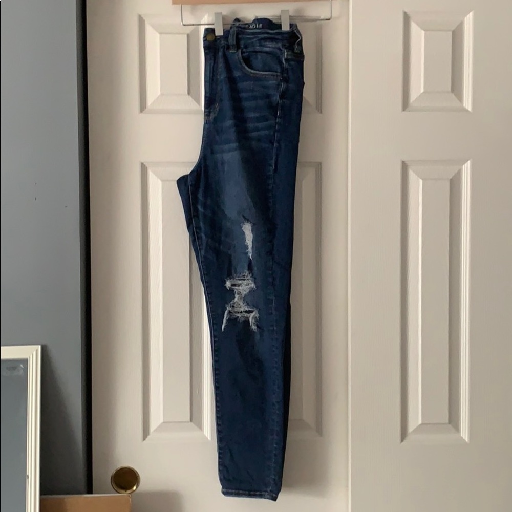 Curvy Next - Level Stretch AE Ripped Jeans + SH